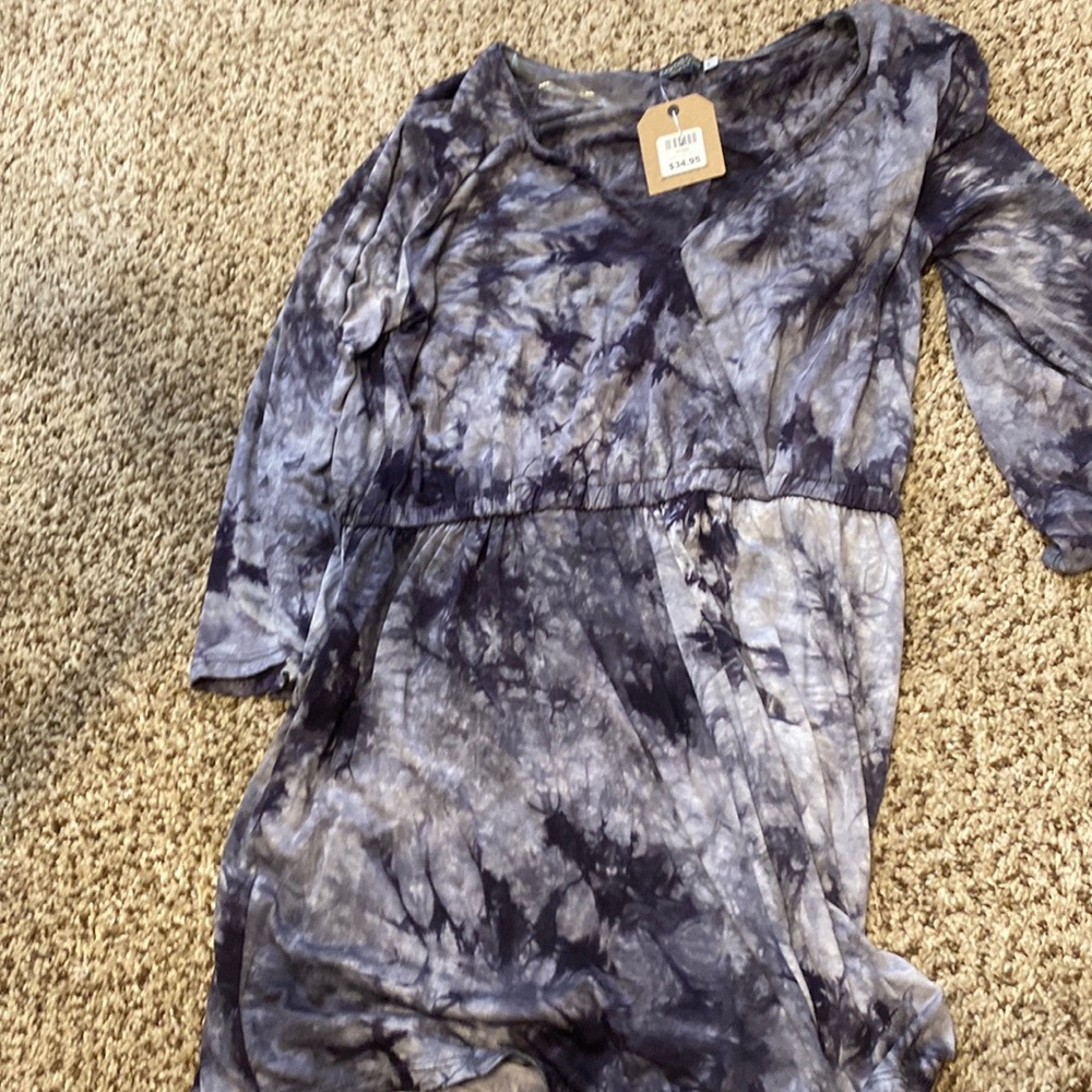 Lightweight shirt tie dye